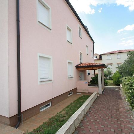 Apartment Mendikovic ポレッチ エクステリア 写真